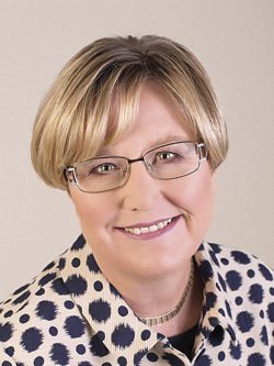 Portrait of Roz McMullan